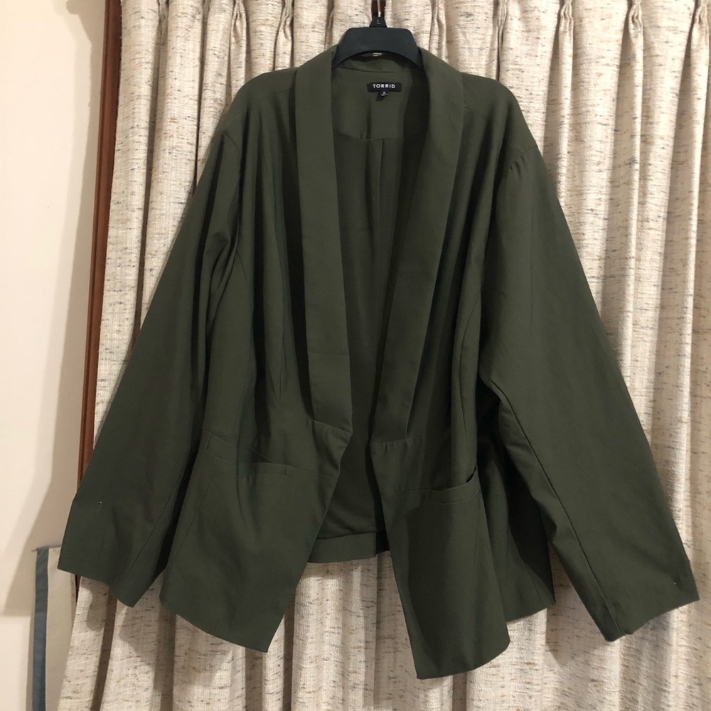 Torrid Open Front Cutaway Blazer - 6X